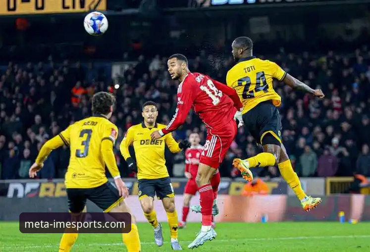 足总杯焦点战最新动态：利物浦客场3-1力克狼队，IM电竞服务手机版呈现流畅赛事解析